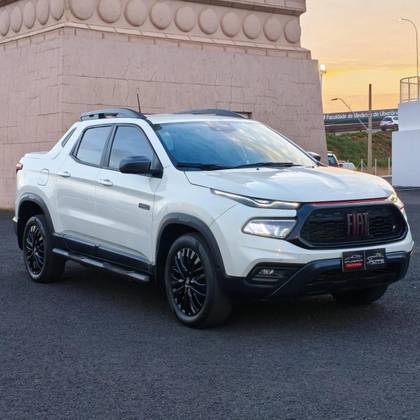 FIAT TORO 1.3 TURBO 270 FLEX ULTRA AT6 FIAT TORO 1.3 TURBO 270 FLEX ULTRA AT6